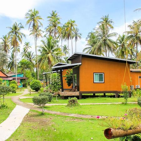 Koh Kood Far East Resort Ko Kut Exterior photo