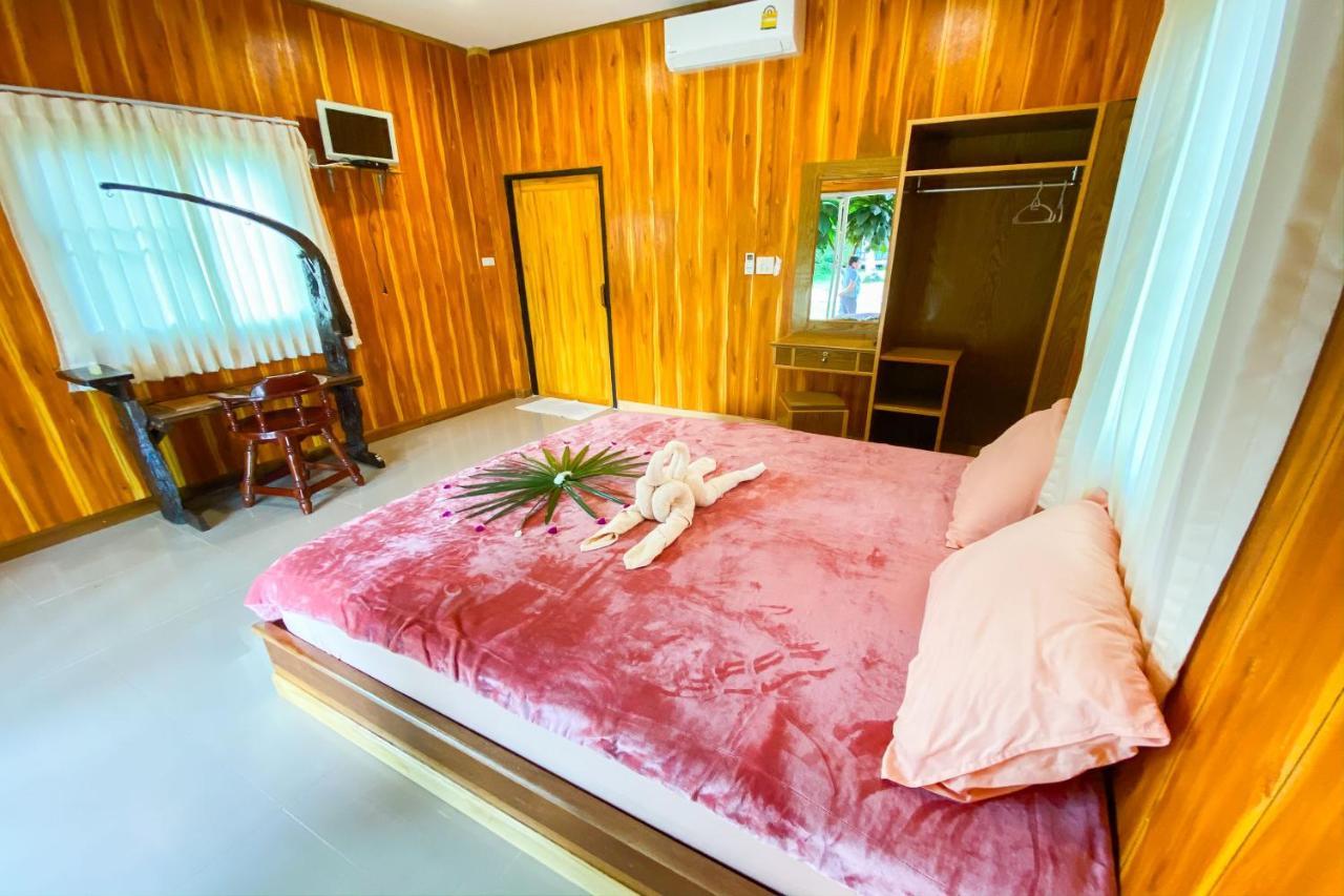 Koh Kood Far East Resort Ko Kut Exterior photo