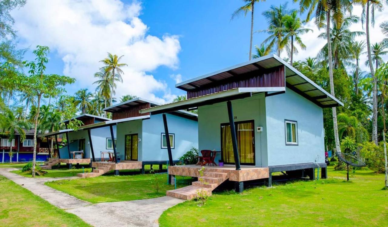 Koh Kood Far East Resort Ko Kut Exterior photo